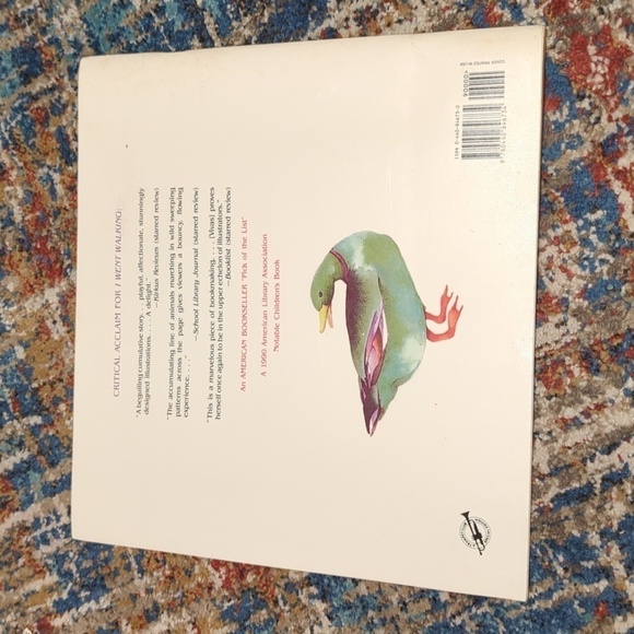 Sue Williams Autographed I Went Walking Paperback Book 1989 - Picture 2 of 5